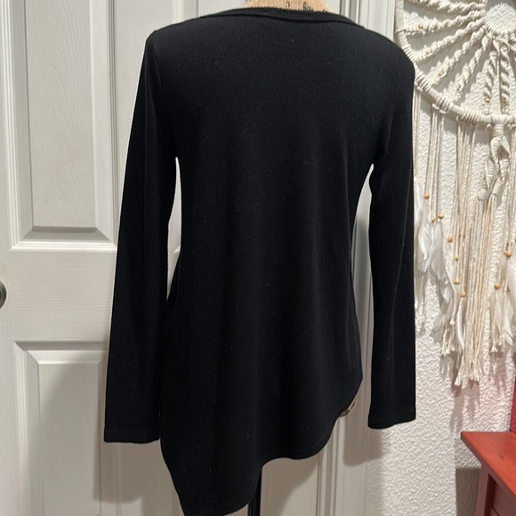 Karen Kane | Asymmetrical Long Sleeve | Small - Picture 5 of 10